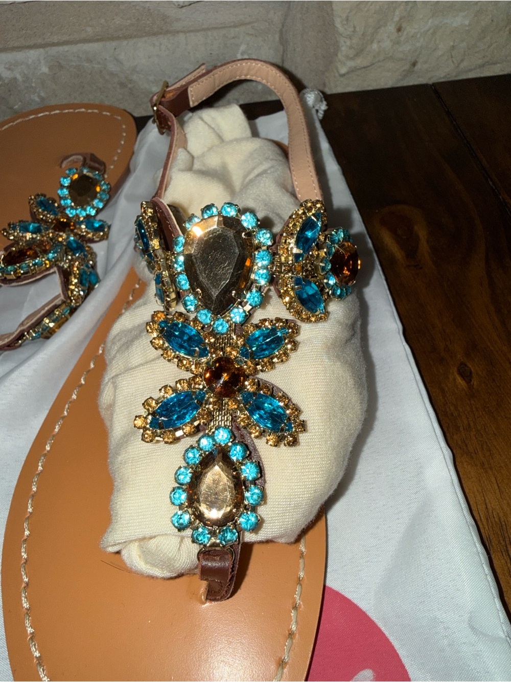 NIB - Exe Women's Tan & Brown Jeweled T-Strap Sandals size 40 (sz 9)